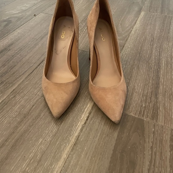 Pumps - Picture 7 of 7